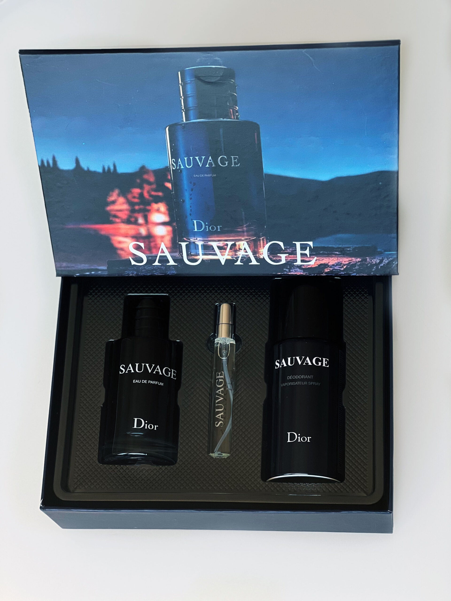 Подаръчен комплект Christian Dior Sauvage- мъжки