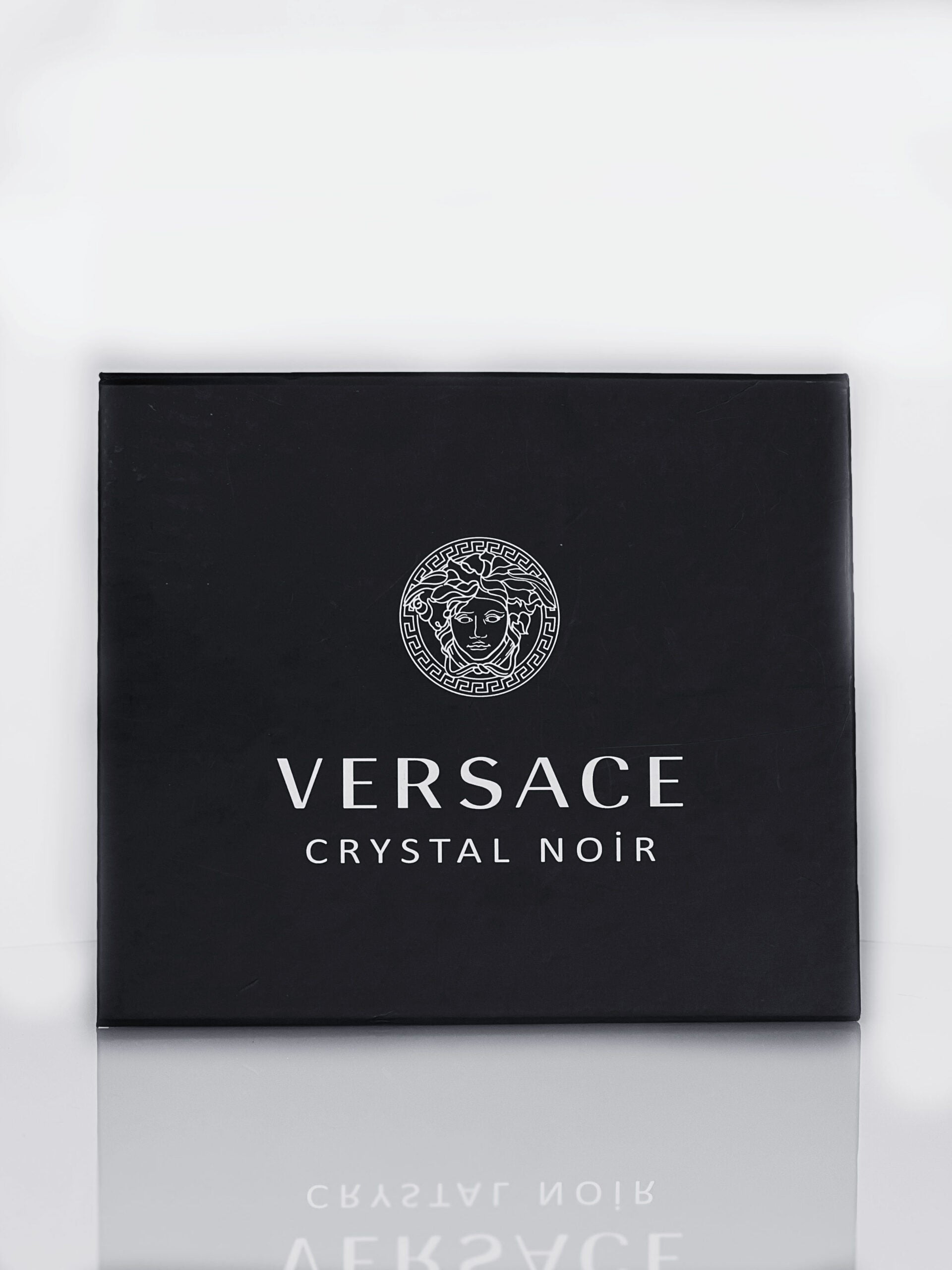 Подаръчен комплект Versace Crystal Noir- дамски – Луксозен парфюм | LuxyAroma
